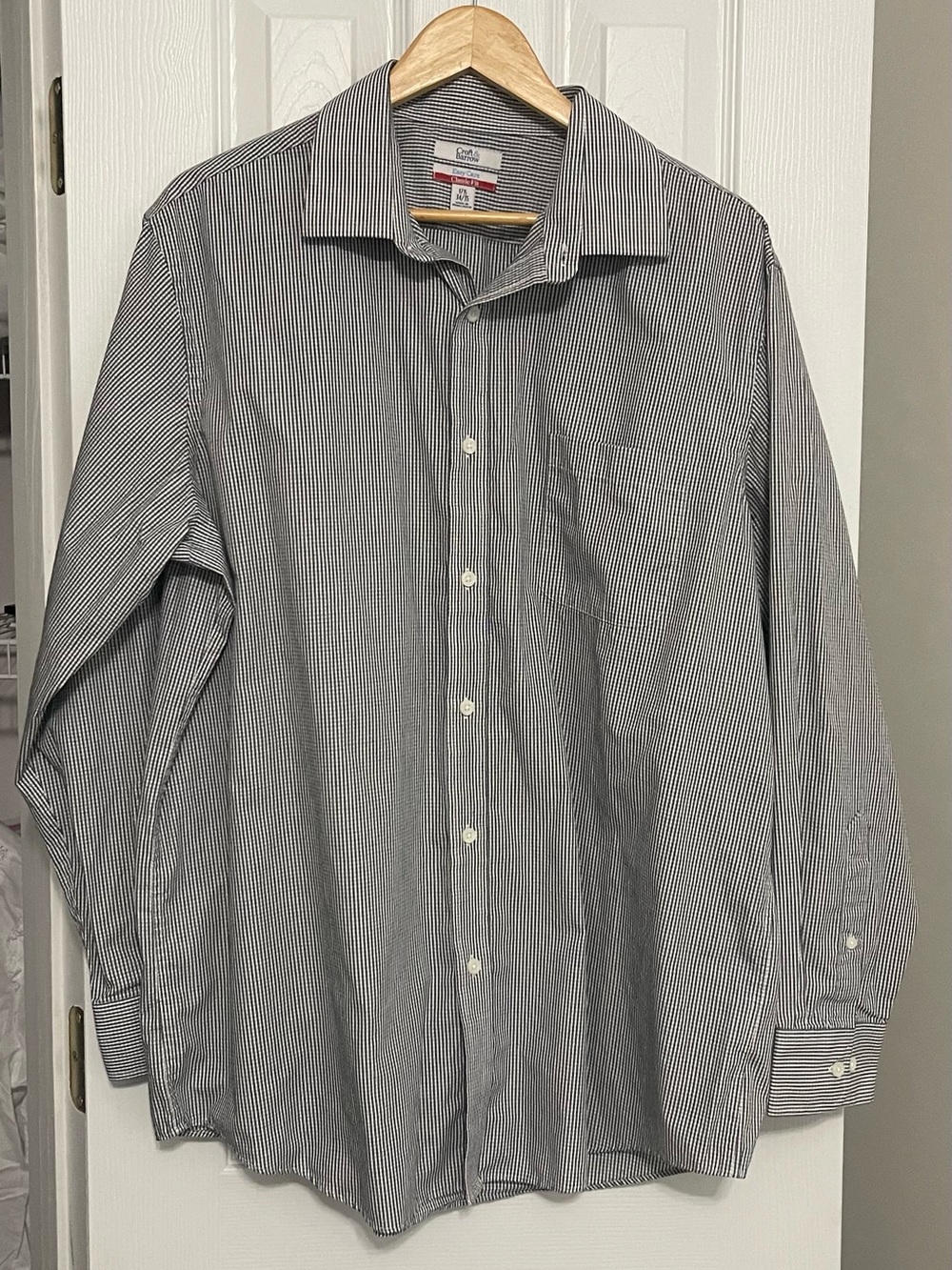 croft & barrow Men's Black and White Pinstripe Dress Shirt